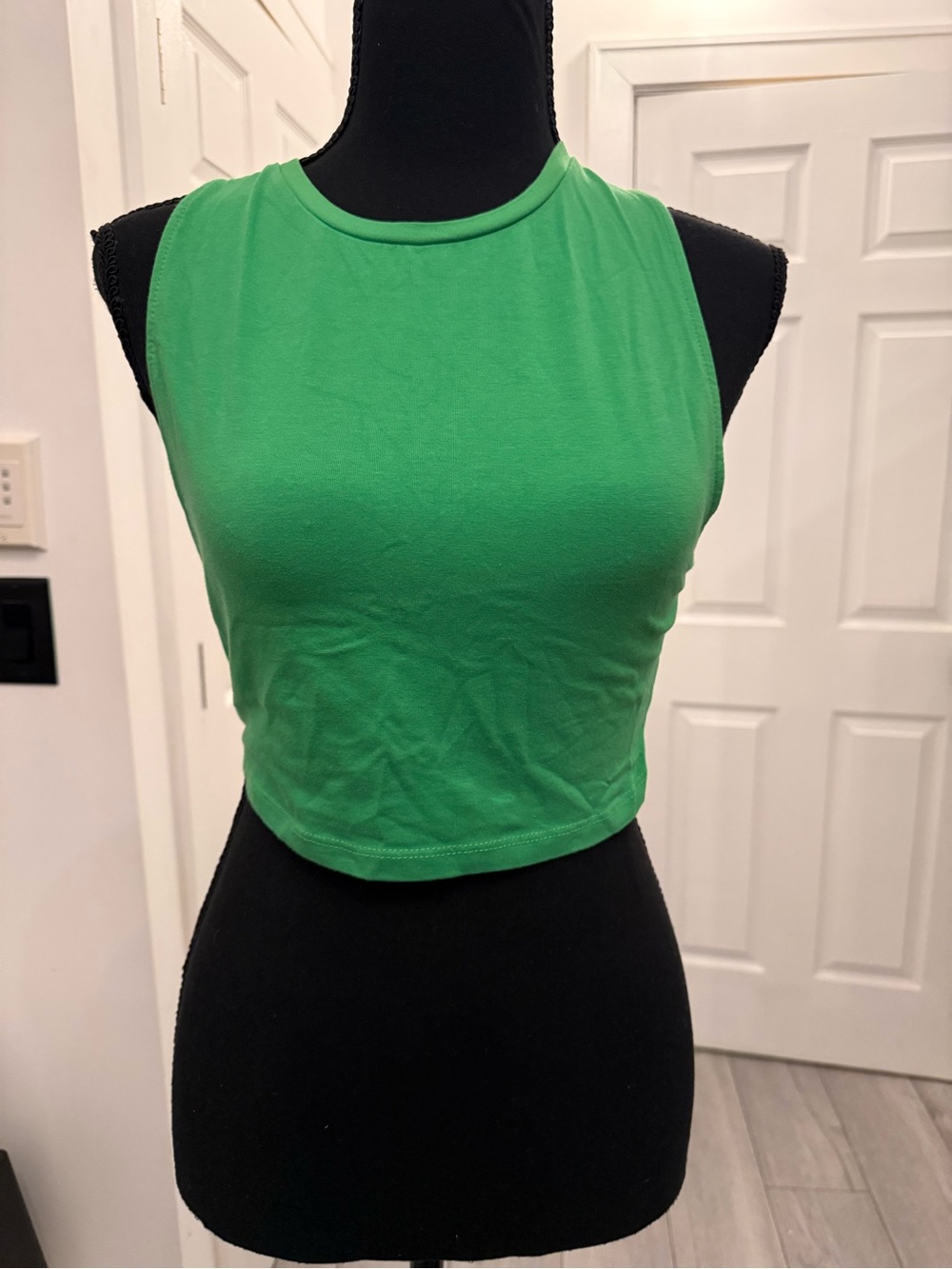 Zara Bright Green Sleeveless Cropped Tank